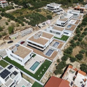 WhatsApp Image 2025-07-27 at 08.51.41 WhatsApp Image 2025-07-27 at 08.51.41